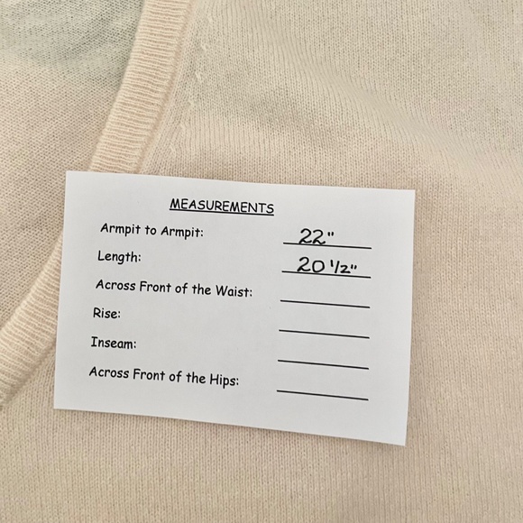 NWT!! J. CREW Cashmere Relaxed Cropped V-Neck Sweater Heathered Muslin Medium - Picture 16 of 16